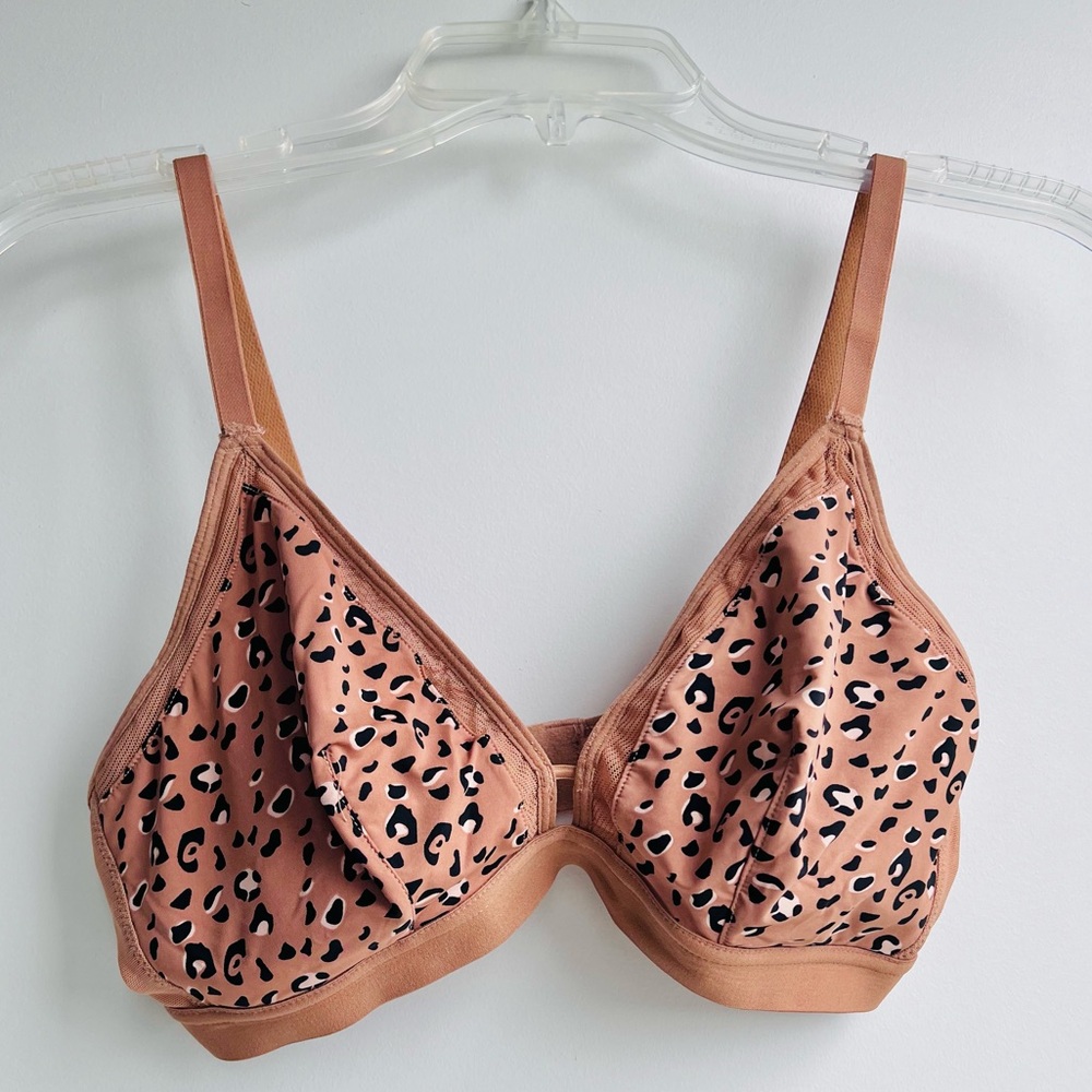 All. You. Lively busty bralette wireless bra, Size 2 (34DDD)